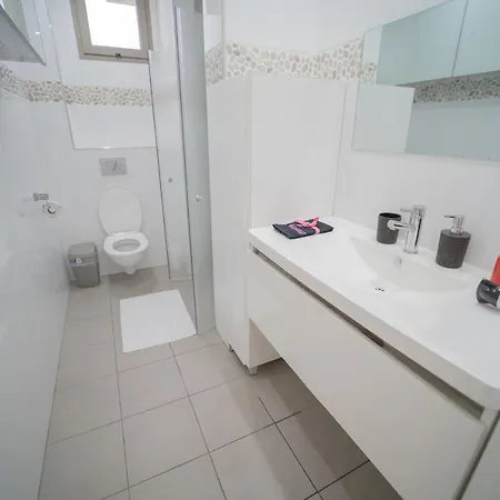 Yalarent Oasis Garden With Private Pool Apartment Eilat Exterior photo